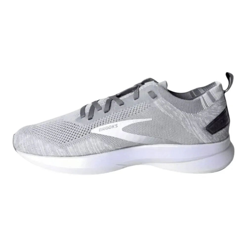 BROOKS Levitate 4 Running Shoes Size 9.5B